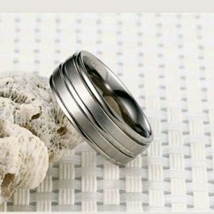 Sale💕silver Titanium Wedding band ring